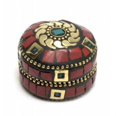 Шкатулка металлическая с кораллами и бирюзой фото