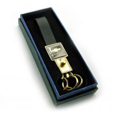 Брелок-авто с кожаным ремешком "Chevrolet" золото