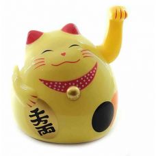 Статуэтка Кремовая Кошка Манэки-Нэко машущая лапой пластик (12х11х10,5 см)