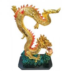 Статуэтка Дракон с хрустальной жемчужиной каменная крошка золотой (38х23х11,5 см)